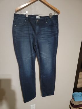 Liz Claiborne Dark Blue Skinny Jeans